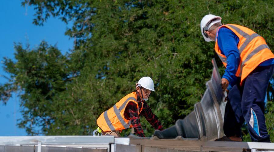 Expert top industrial roofings services in Cambria, IL